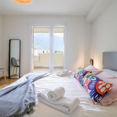 Modern Apartment Close To Martigny Train Station Extérieur photo