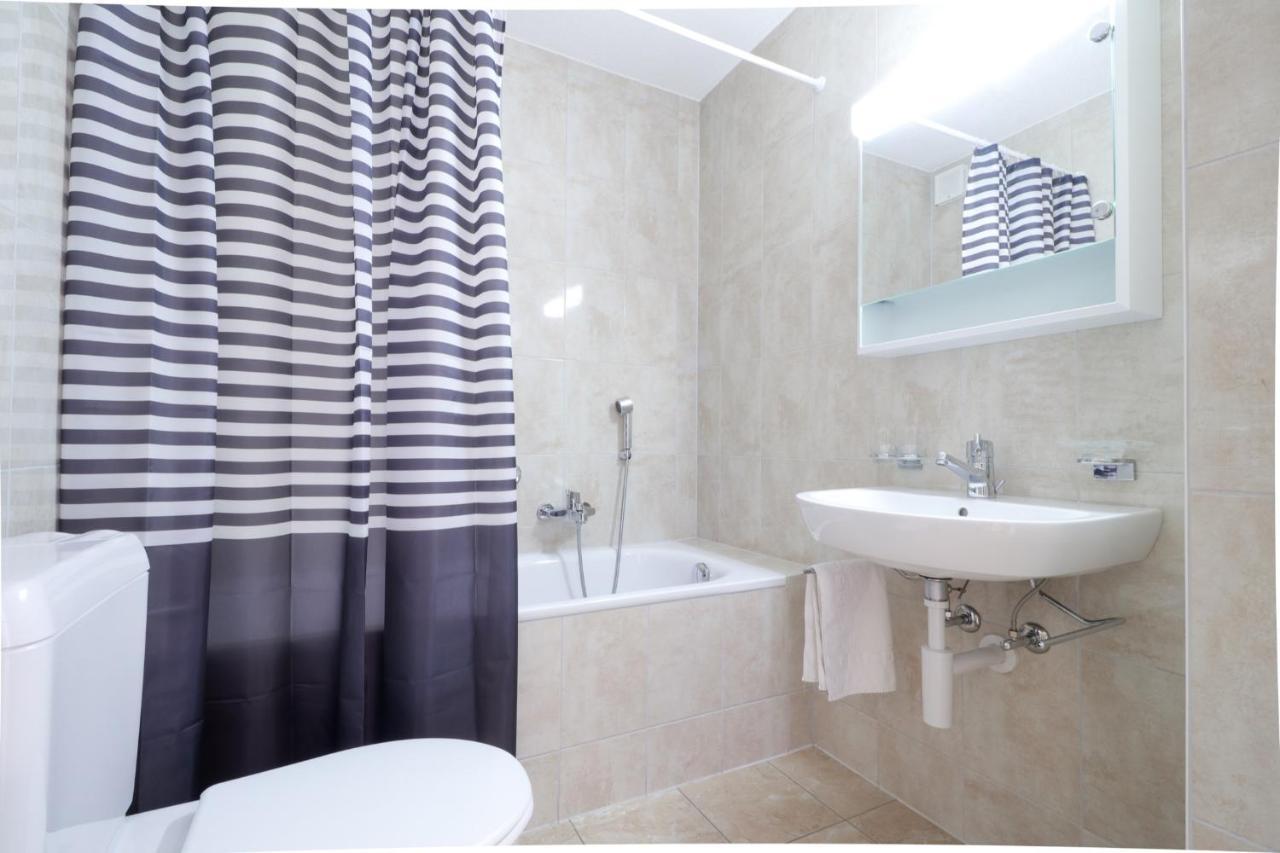 Modern Apartment Close To Martigny Train Station Extérieur photo